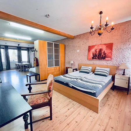 Studio In Wehingen Mettlach Exteriör bild